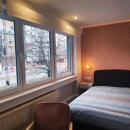 Daynight Sauveniere Apartamento *