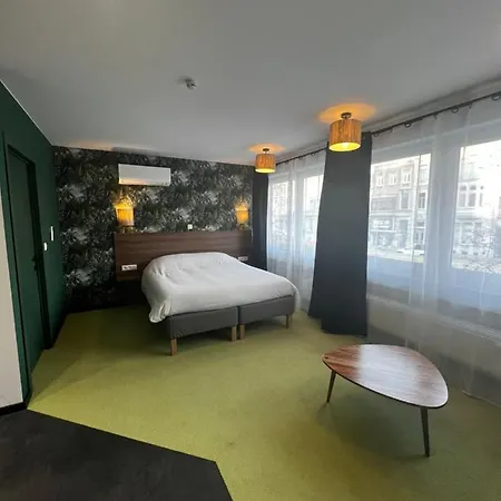 Daynight Sauveniere Apartamento