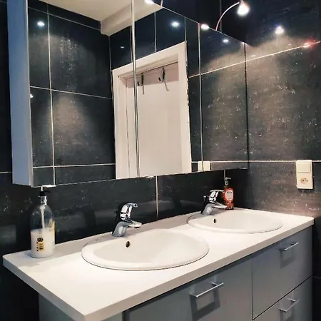 Daynight Sauveniere شقة لييج